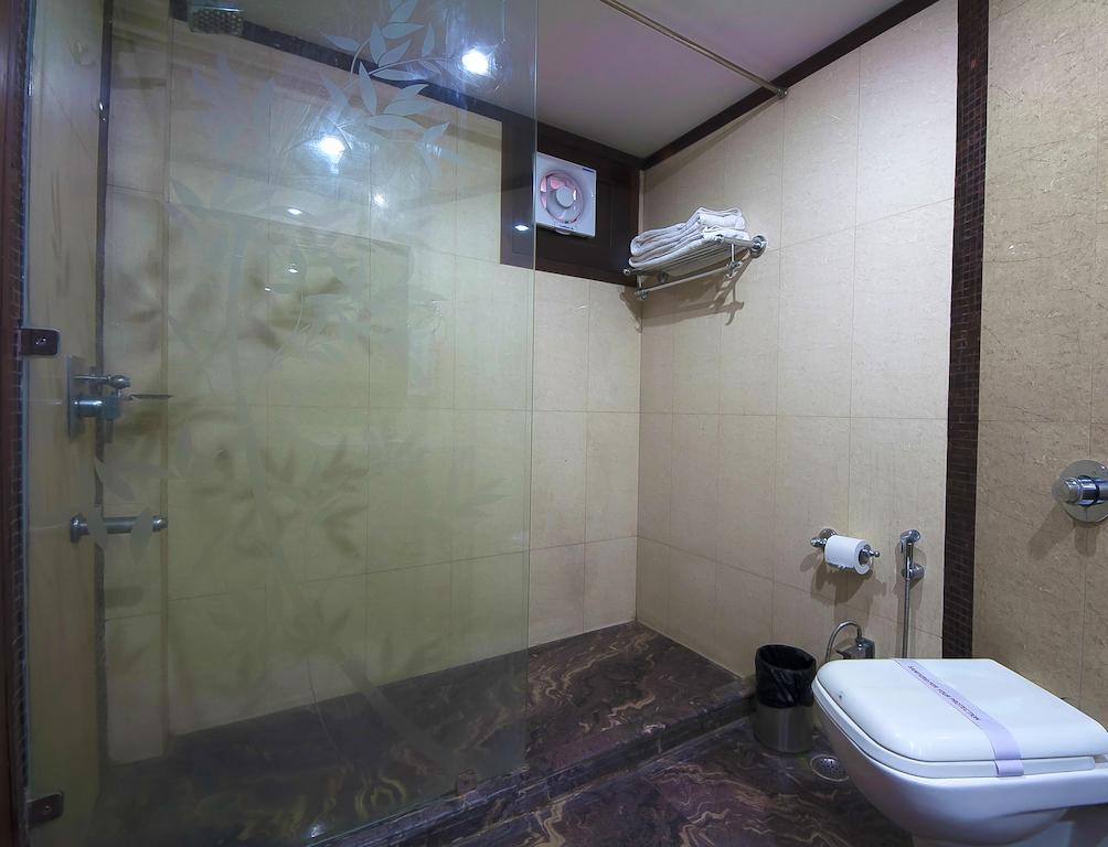 Hotel Siris 18 Gurgaon Zimmer foto