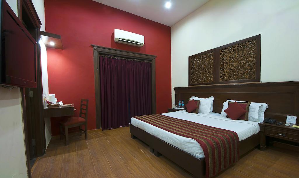 Hotel Siris 18 Gurgaon Zimmer foto