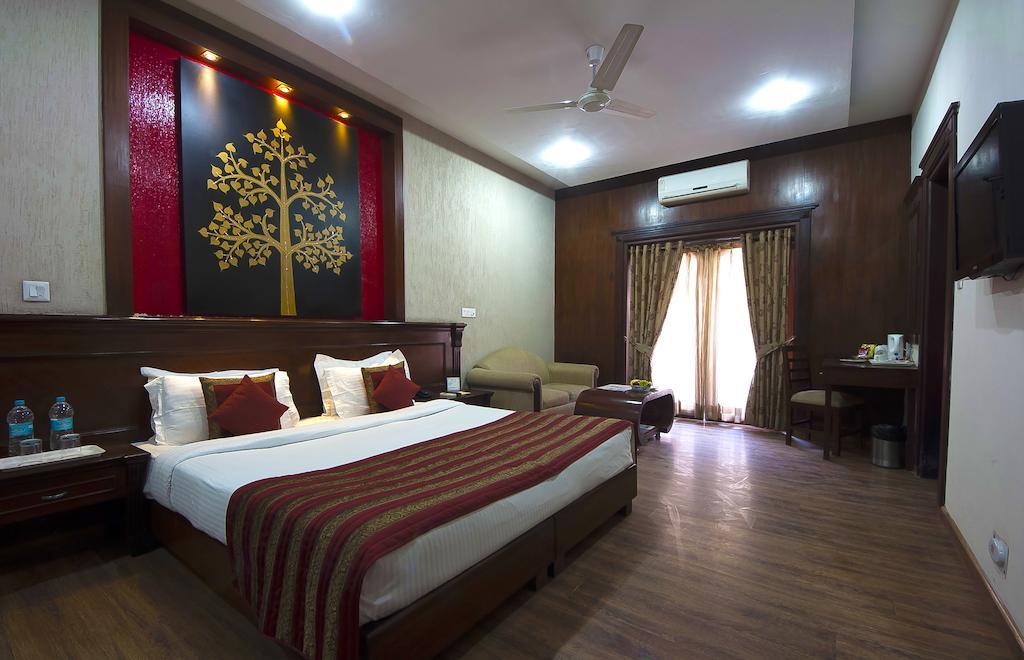 Hotel Siris 18 Gurgaon Exterior foto