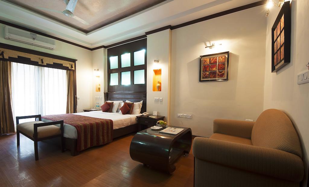 Hotel Siris 18 Gurgaon Exterior foto