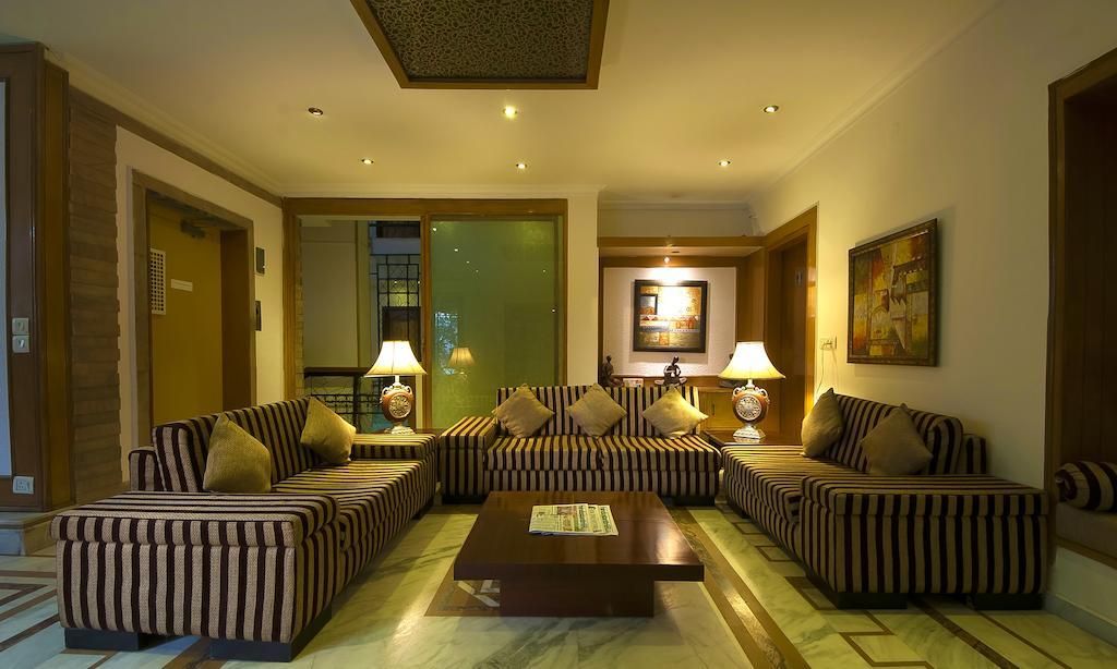 Hotel Siris 18 Gurgaon Exterior foto